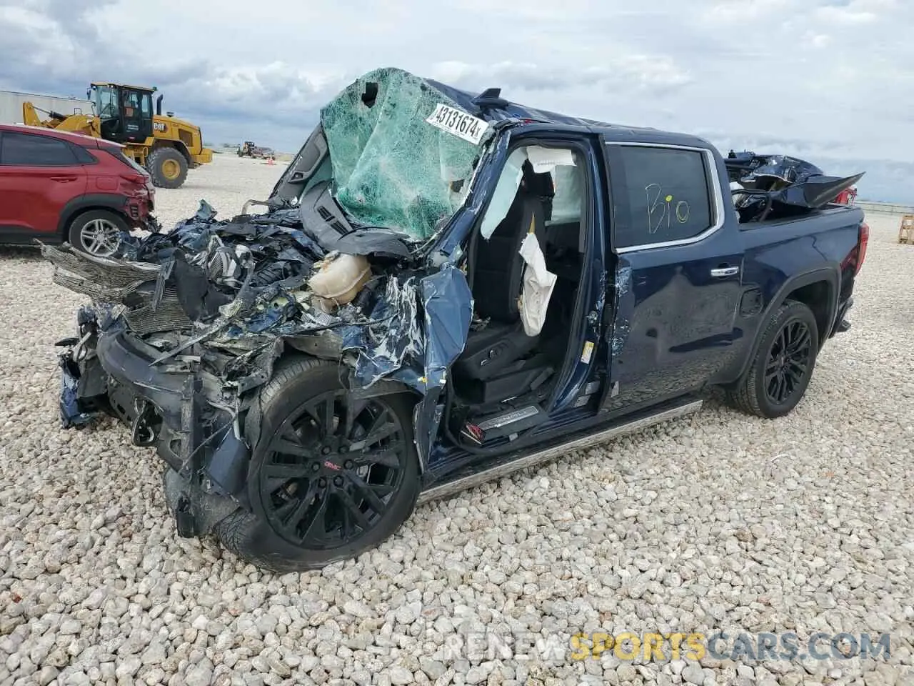 1 Photograph of a damaged car 3GTUUGED6NG609574 GMC SIERRA 2022