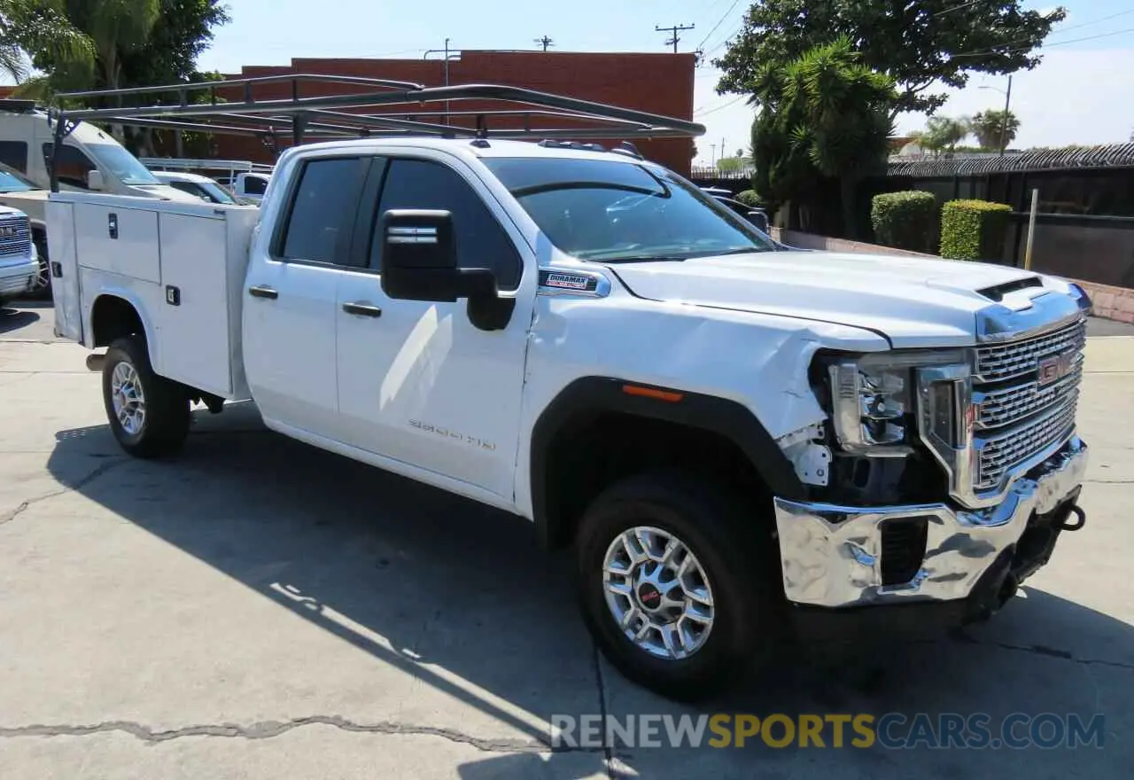 1 Photograph of a damaged car 1GD29LEY8PF210895 GMC SIERRA 2023