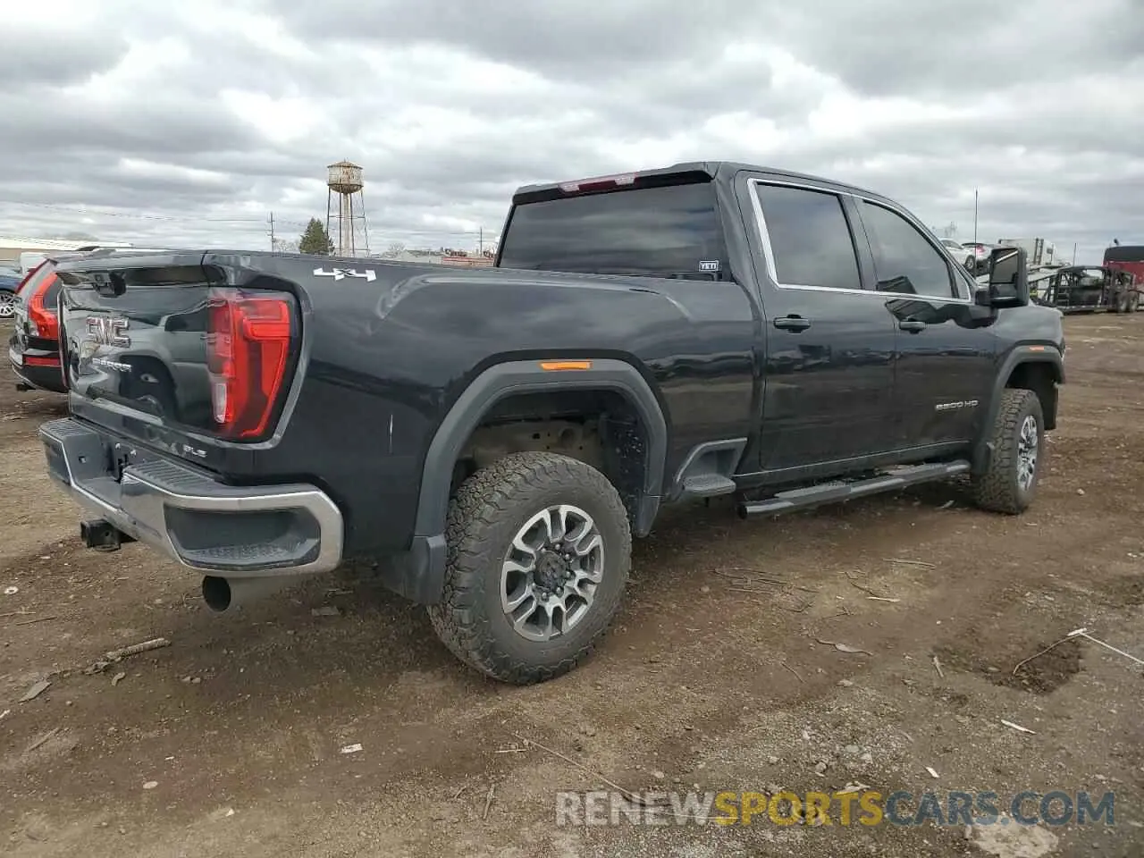 3 Photograph of a damaged car 1GT19MEY2PF133530 GMC SIERRA 2023