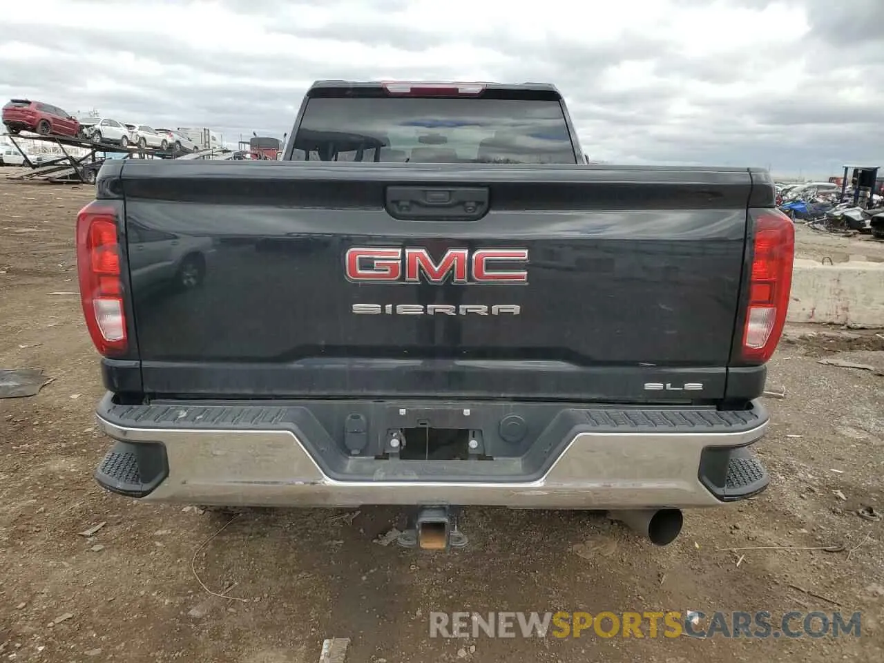 6 Photograph of a damaged car 1GT19MEY2PF133530 GMC SIERRA 2023