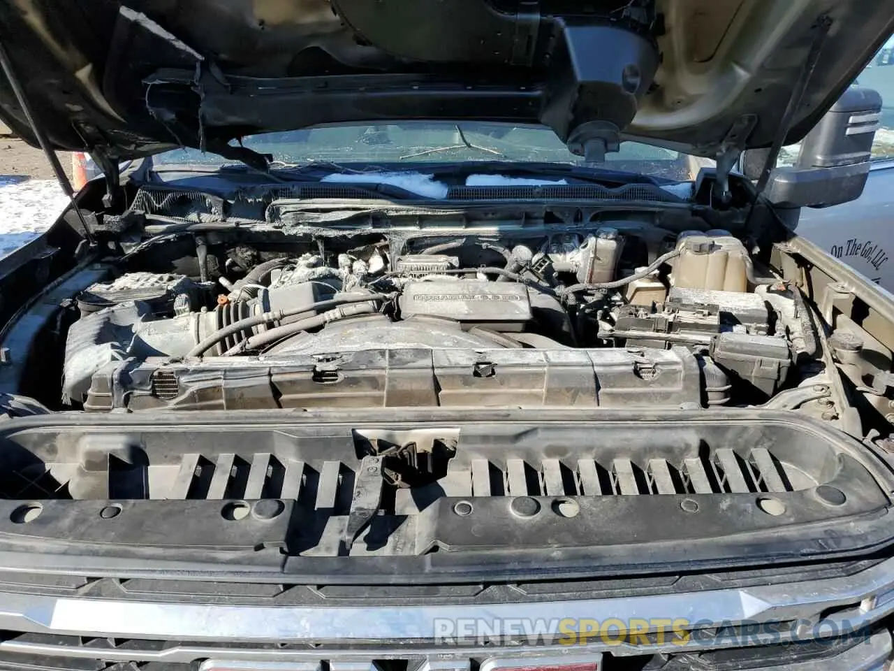11 Photograph of a damaged car 1GT19MEY8PF207663 GMC SIERRA 2023