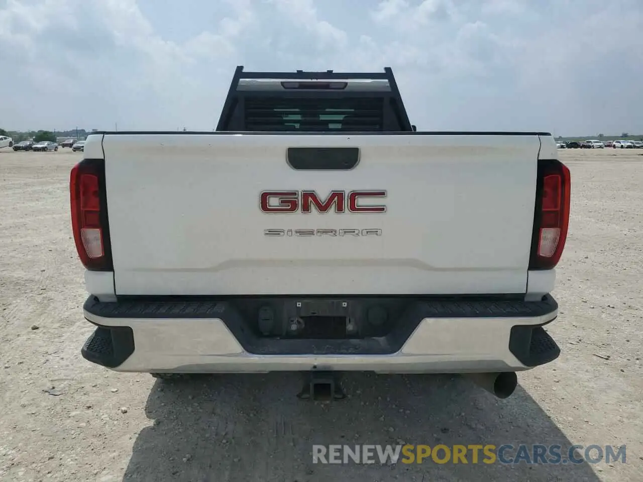 6 Photograph of a damaged car 1GT48PEYXPF201803 GMC SIERRA 2023
