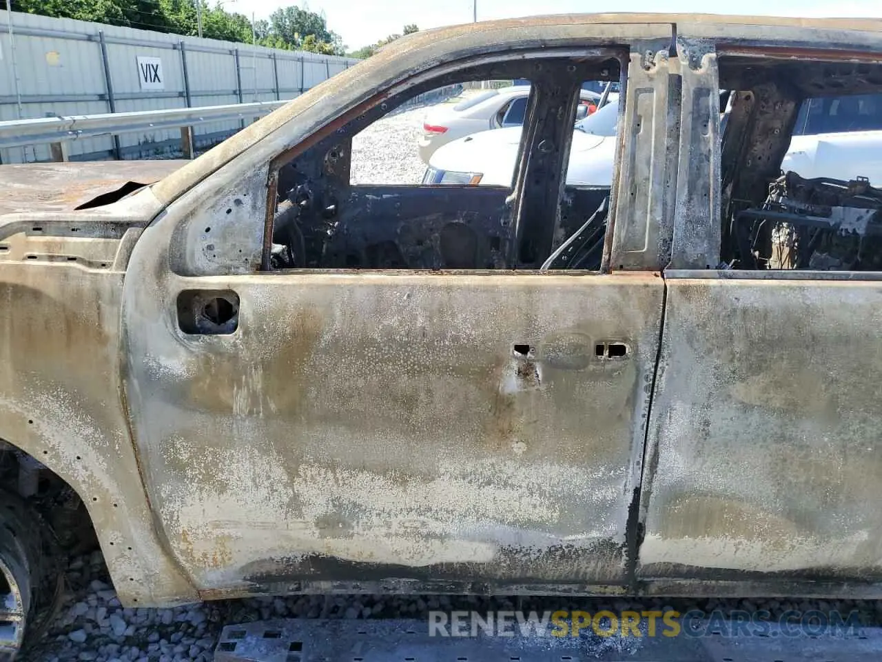 7 Photograph of a damaged car 1GT49NE73PF174985 GMC SIERRA 2023