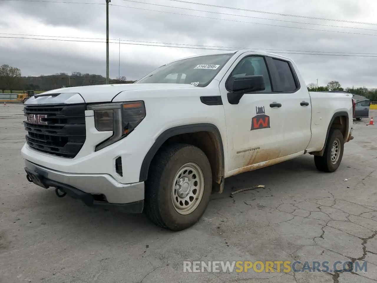 1 Photograph of a damaged car 1GTRUAED6PZ306087 GMC SIERRA 2023