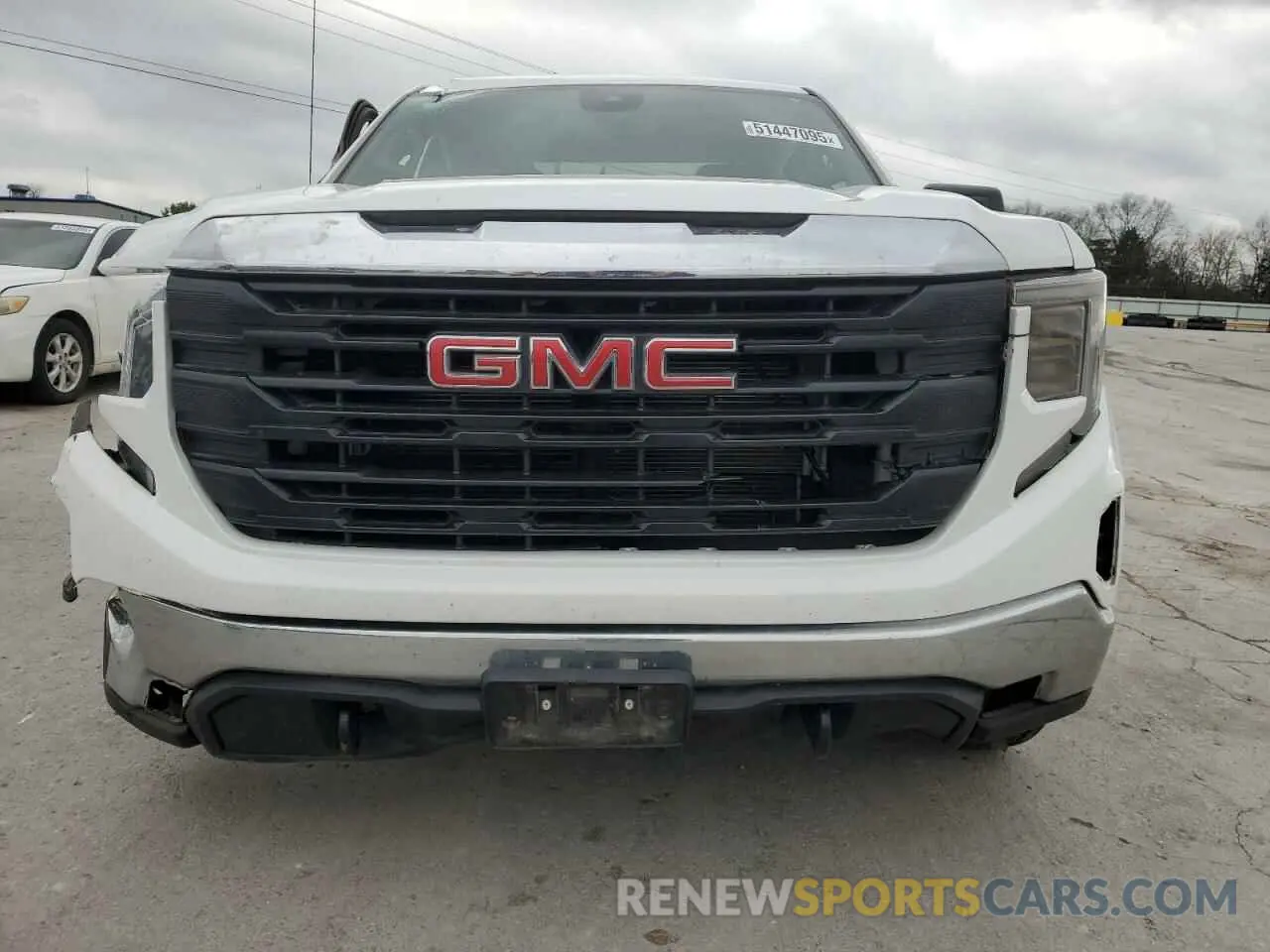 5 Photograph of a damaged car 1GTRUAED6PZ306087 GMC SIERRA 2023