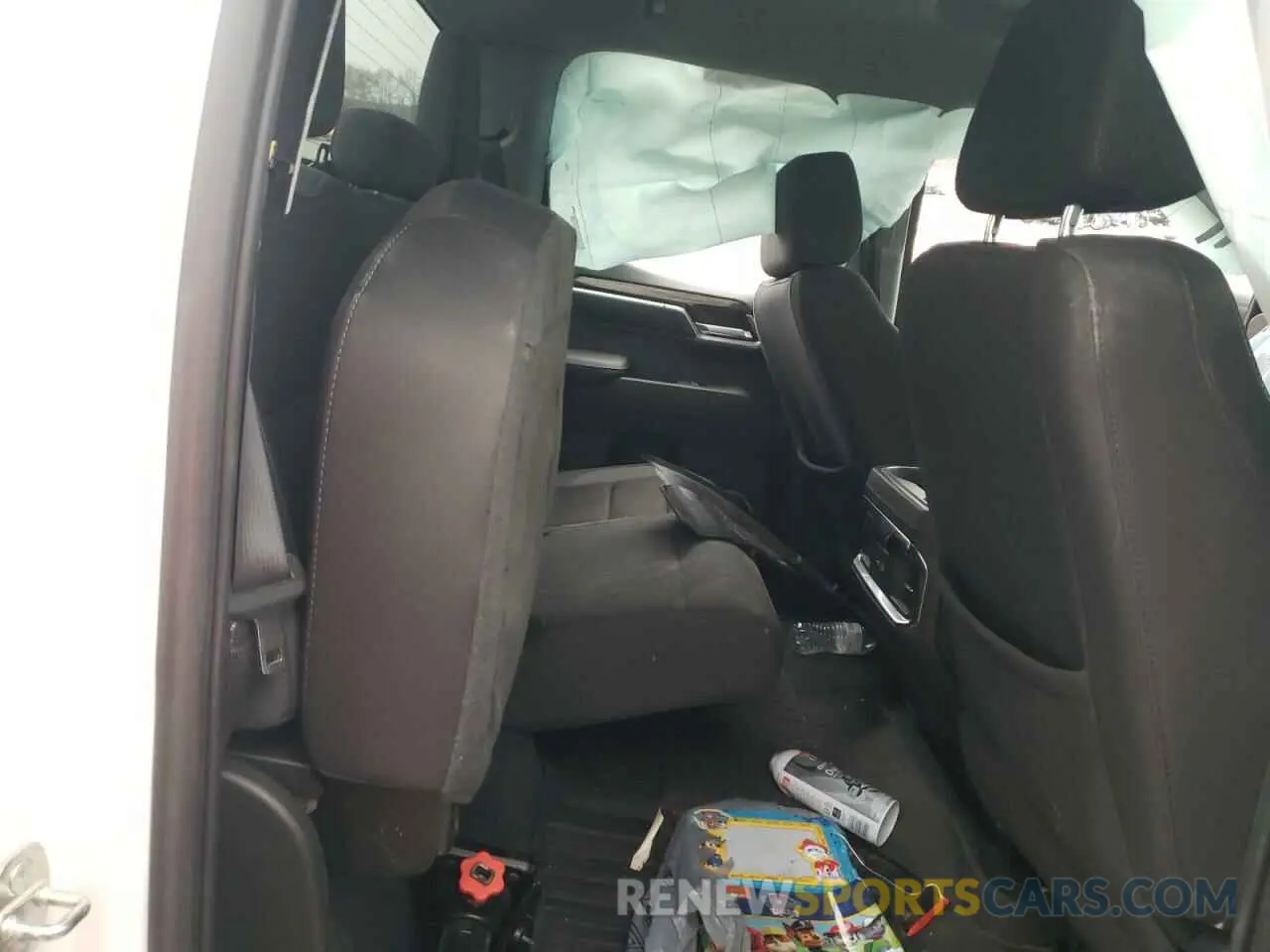 10 Photograph of a damaged car 1GTRUCEDXPZ248433 GMC SIERRA 2023