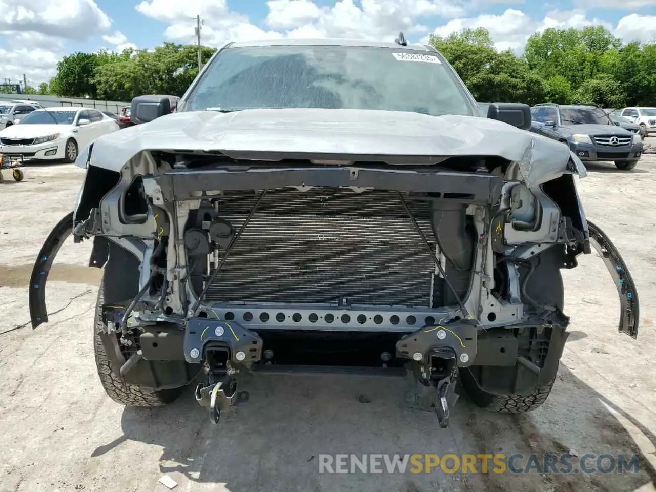 5 Photograph of a damaged car 1GTUUCED6PZ264946 GMC SIERRA 2023