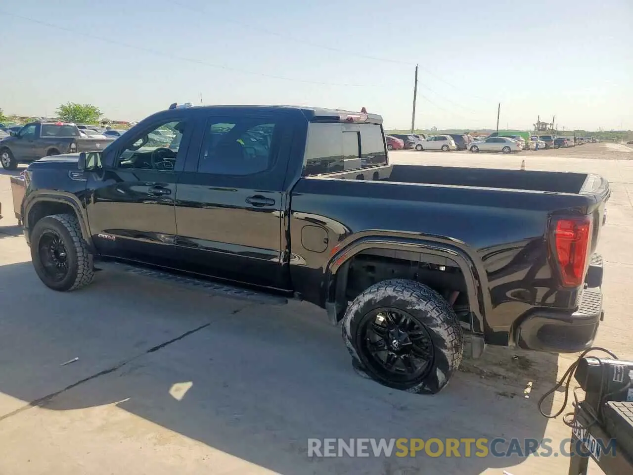 2 Photograph of a damaged car 1GTUUEE83PZ319299 GMC SIERRA 2023