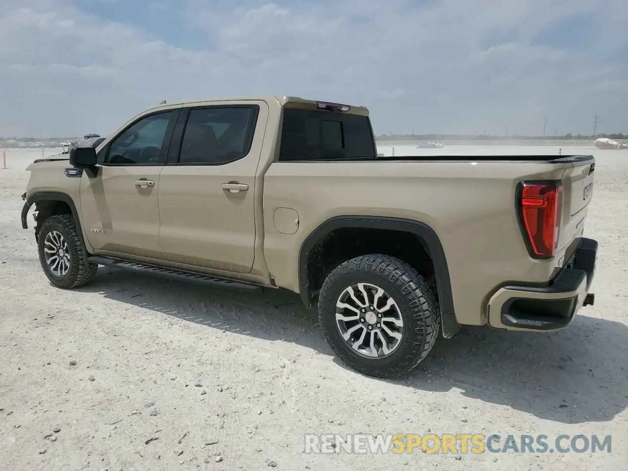 2 Photograph of a damaged car 1GTUUEE87PZ141381 GMC SIERRA 2023