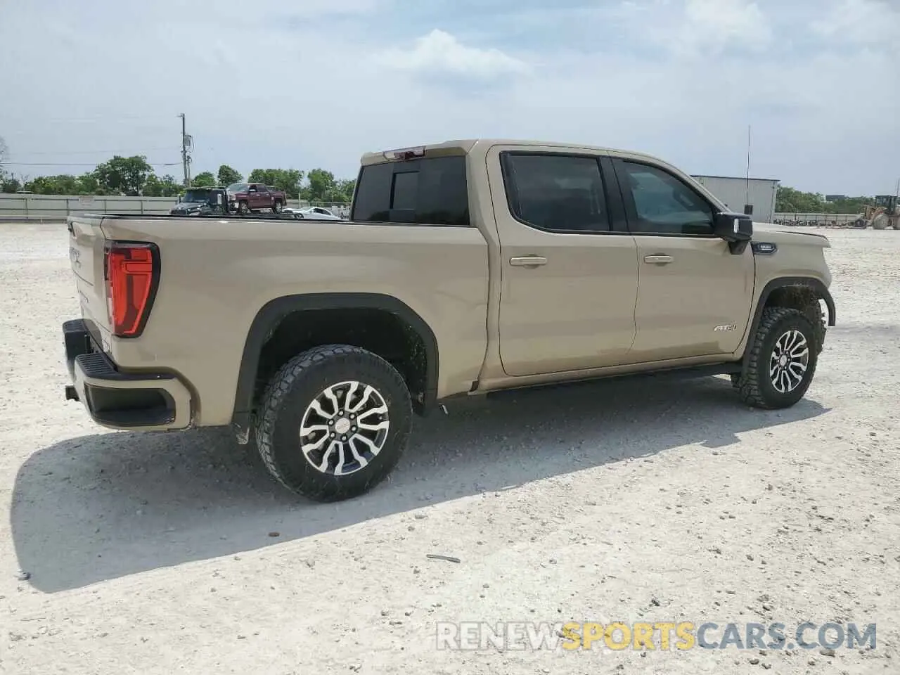 3 Photograph of a damaged car 1GTUUEE87PZ141381 GMC SIERRA 2023