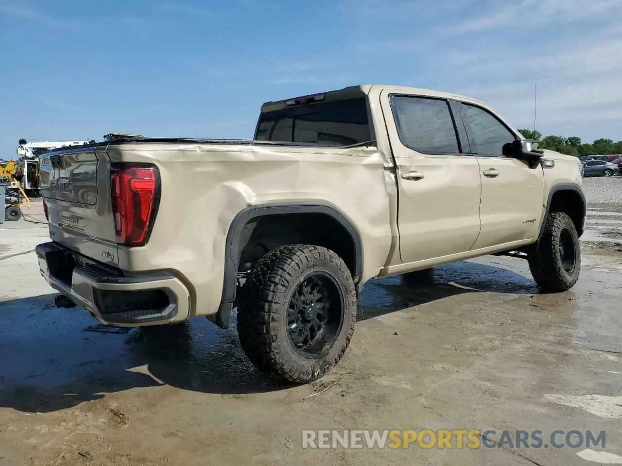 3 Photograph of a damaged car 1GTUUEE89PZ218574 GMC SIERRA 2023