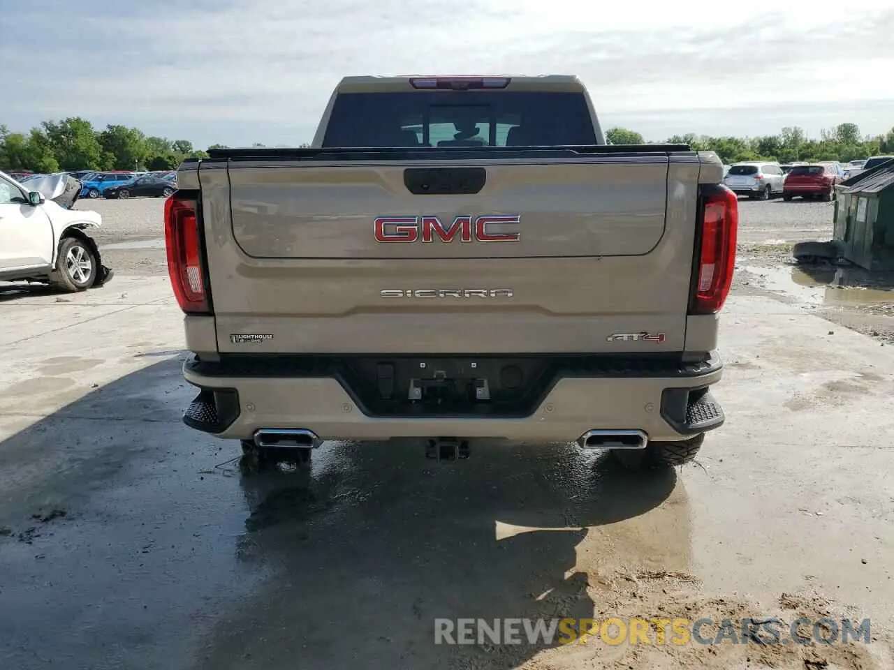6 Photograph of a damaged car 1GTUUEE89PZ218574 GMC SIERRA 2023