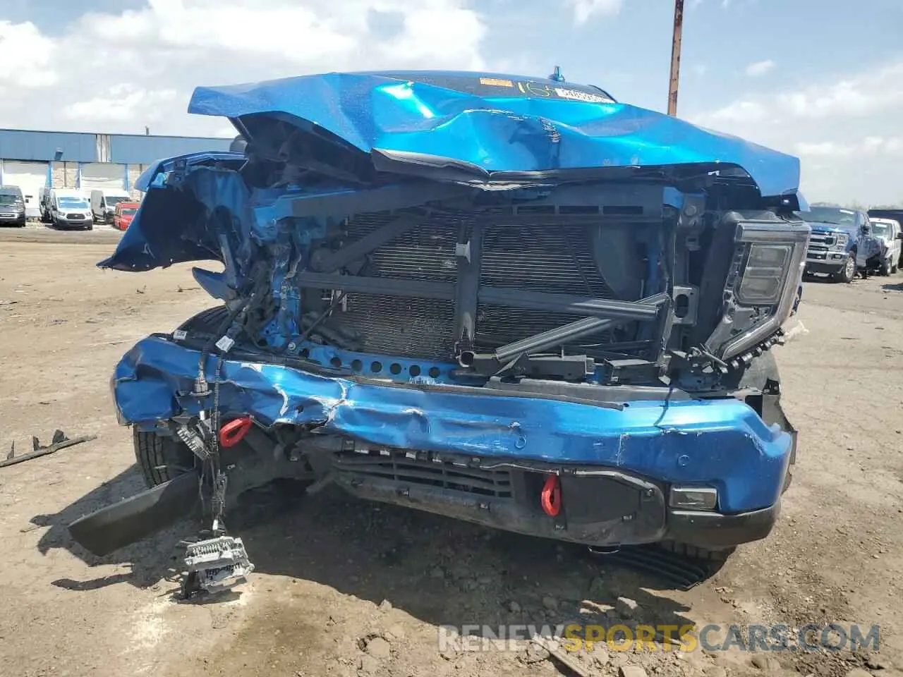 5 Photograph of a damaged car 1GTUUEEL5PZ111302 GMC SIERRA 2023