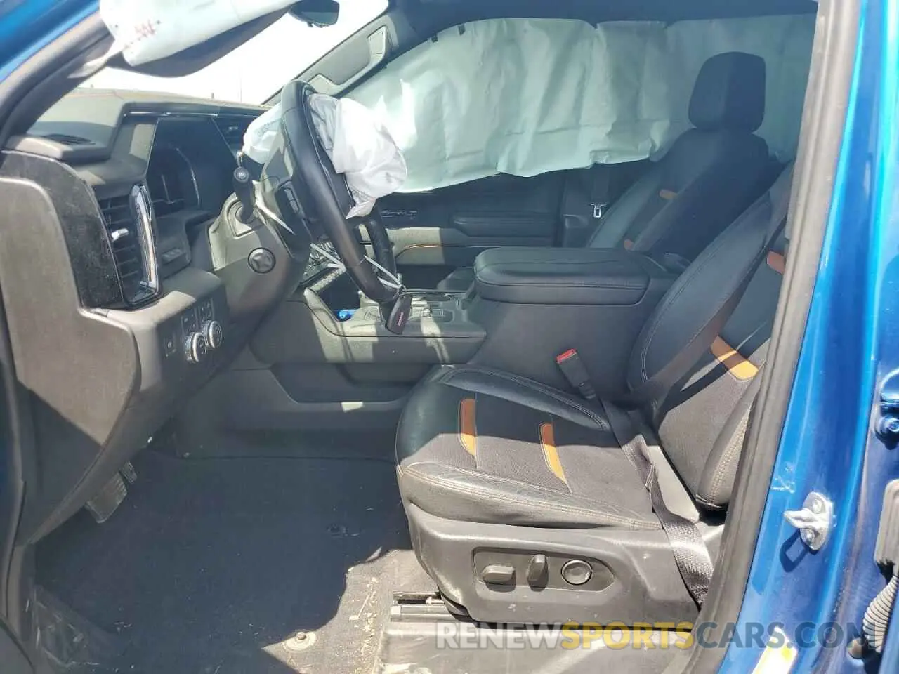 7 Photograph of a damaged car 1GTUUEEL5PZ111302 GMC SIERRA 2023