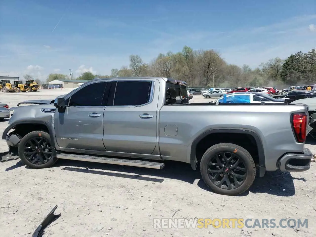 2 Photograph of a damaged car 1GTUUGE85PZ155131 GMC SIERRA 2023