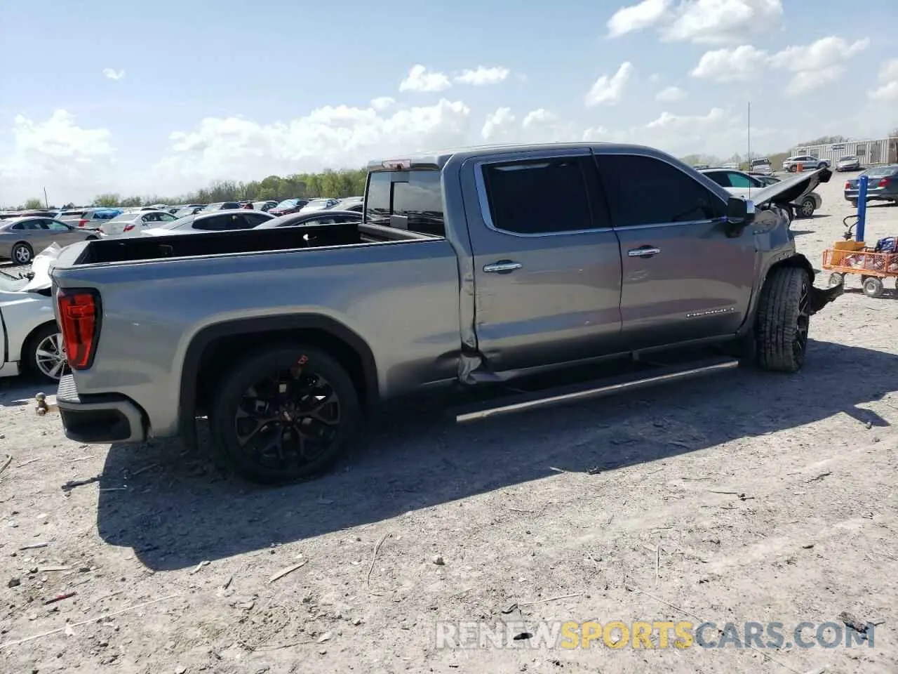 3 Photograph of a damaged car 1GTUUGE85PZ155131 GMC SIERRA 2023