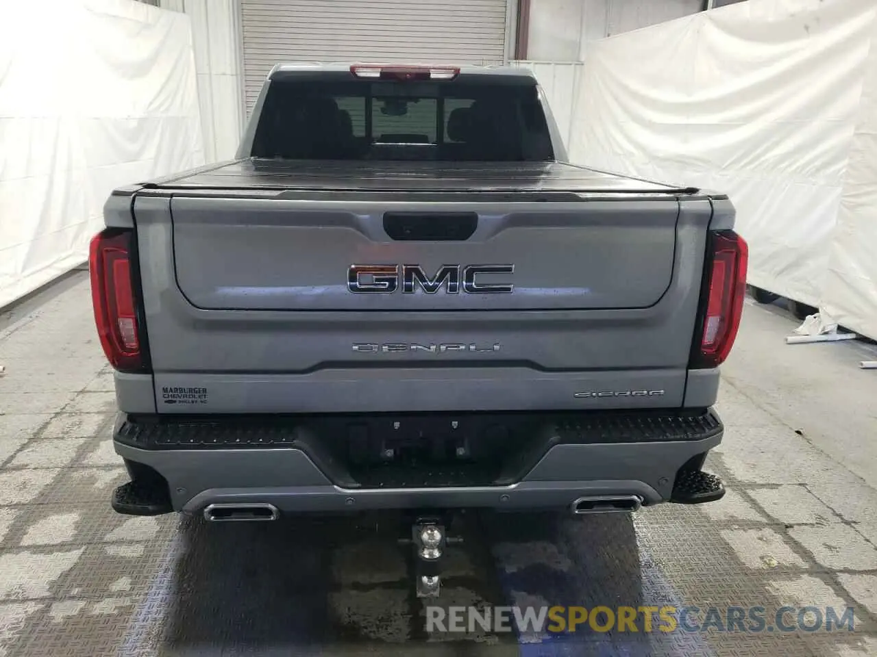 6 Photograph of a damaged car 1GTUUHE81PZ308237 GMC SIERRA 2023