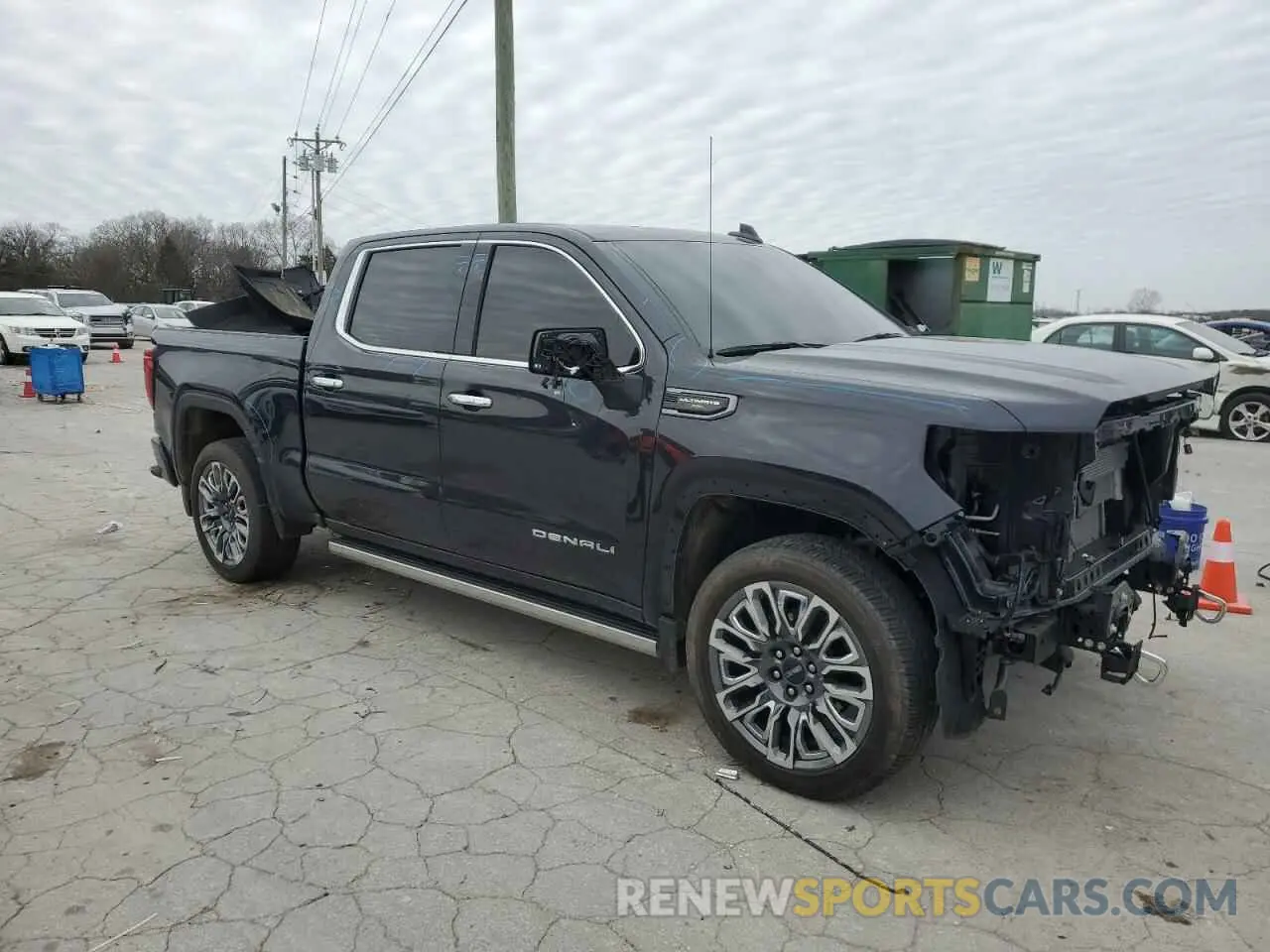 4 Photograph of a damaged car 1GTUUHEL8PZ268422 GMC SIERRA 2023