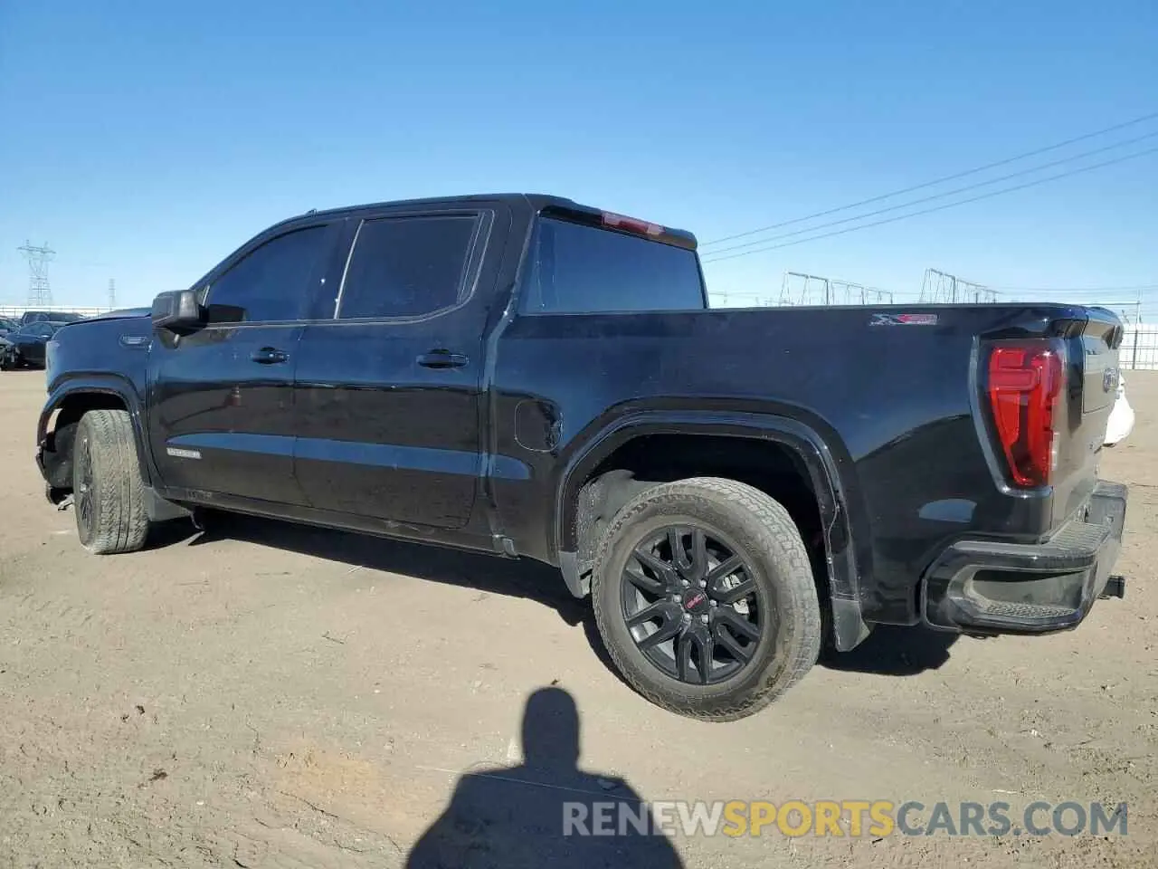 2 Photograph of a damaged car 3GTUUCE80PG328658 GMC SIERRA 2023