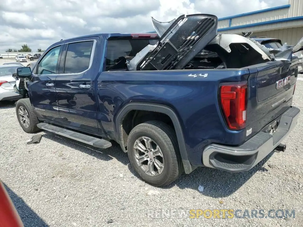 2 Photograph of a damaged car 3GTUUDED0PG106625 GMC SIERRA 2023