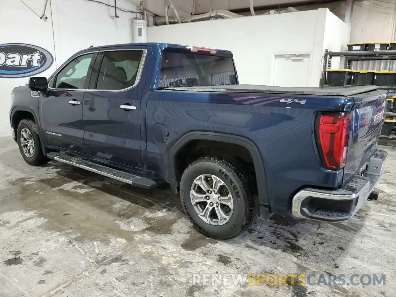 2 Photograph of a damaged car 3GTUUDED1PG106309 GMC SIERRA 2023