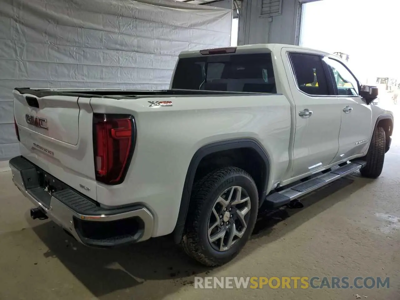 3 Photograph of a damaged car 3GTUUDED2PG343889 GMC SIERRA 2023