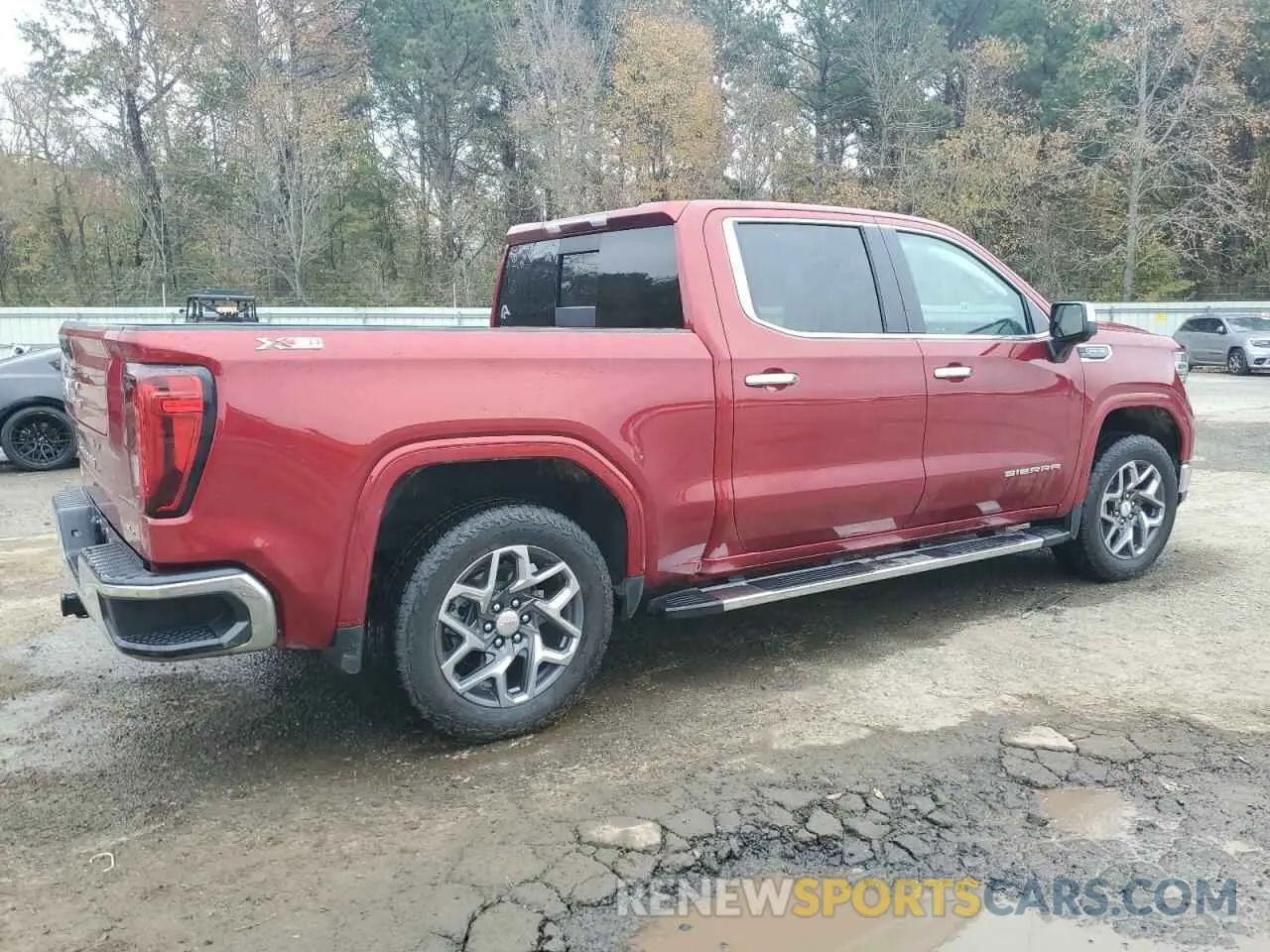 3 Photograph of a damaged car 3GTUUDED9PG183543 GMC SIERRA 2023