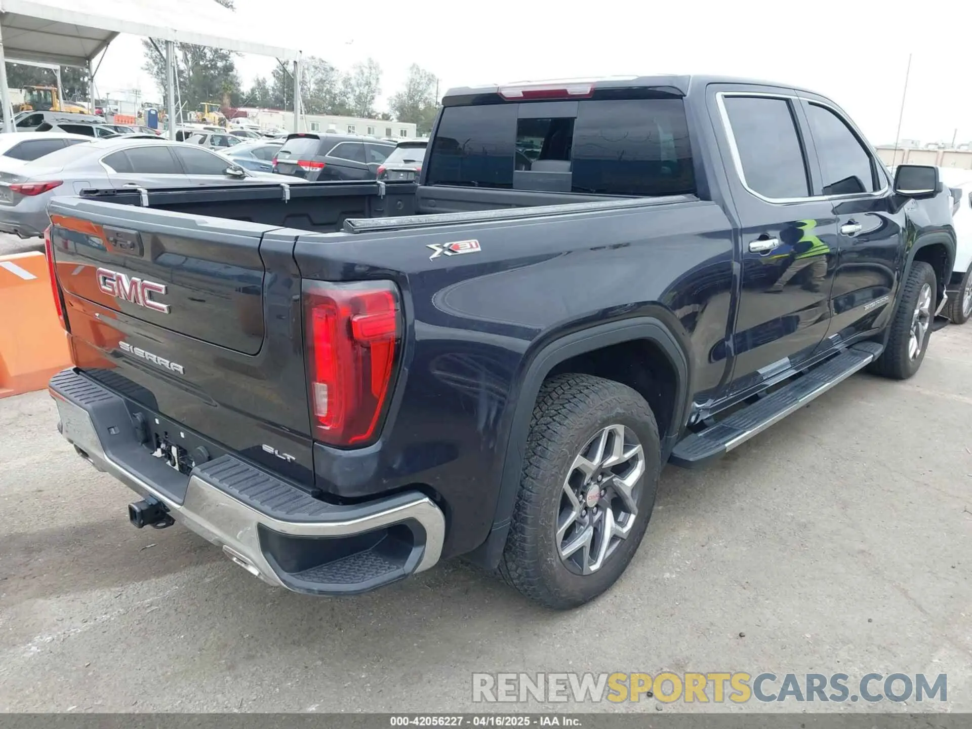 4 Photograph of a damaged car 3GTUUDEL4PG294363 GMC SIERRA 2023