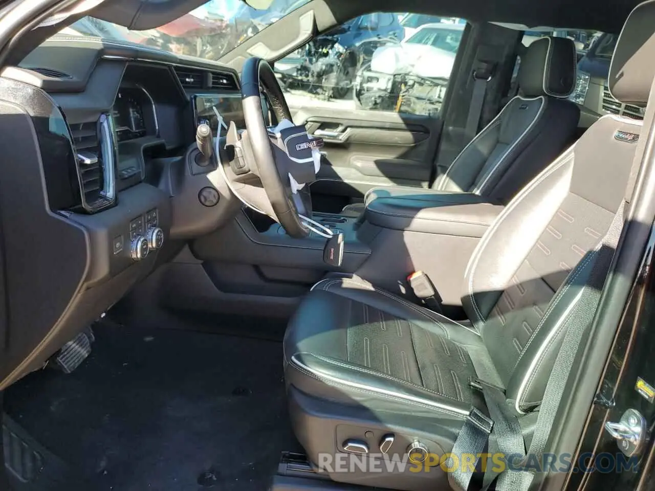 7 Photograph of a damaged car 3GTUUFELXPG214964 GMC SIERRA 2023