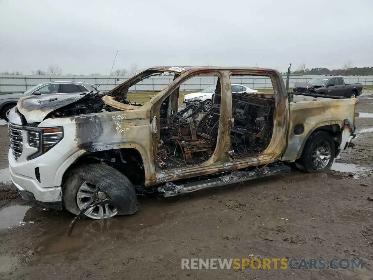 1 Photograph of a damaged car 3GTUUGEL2PG157911 GMC SIERRA 2023