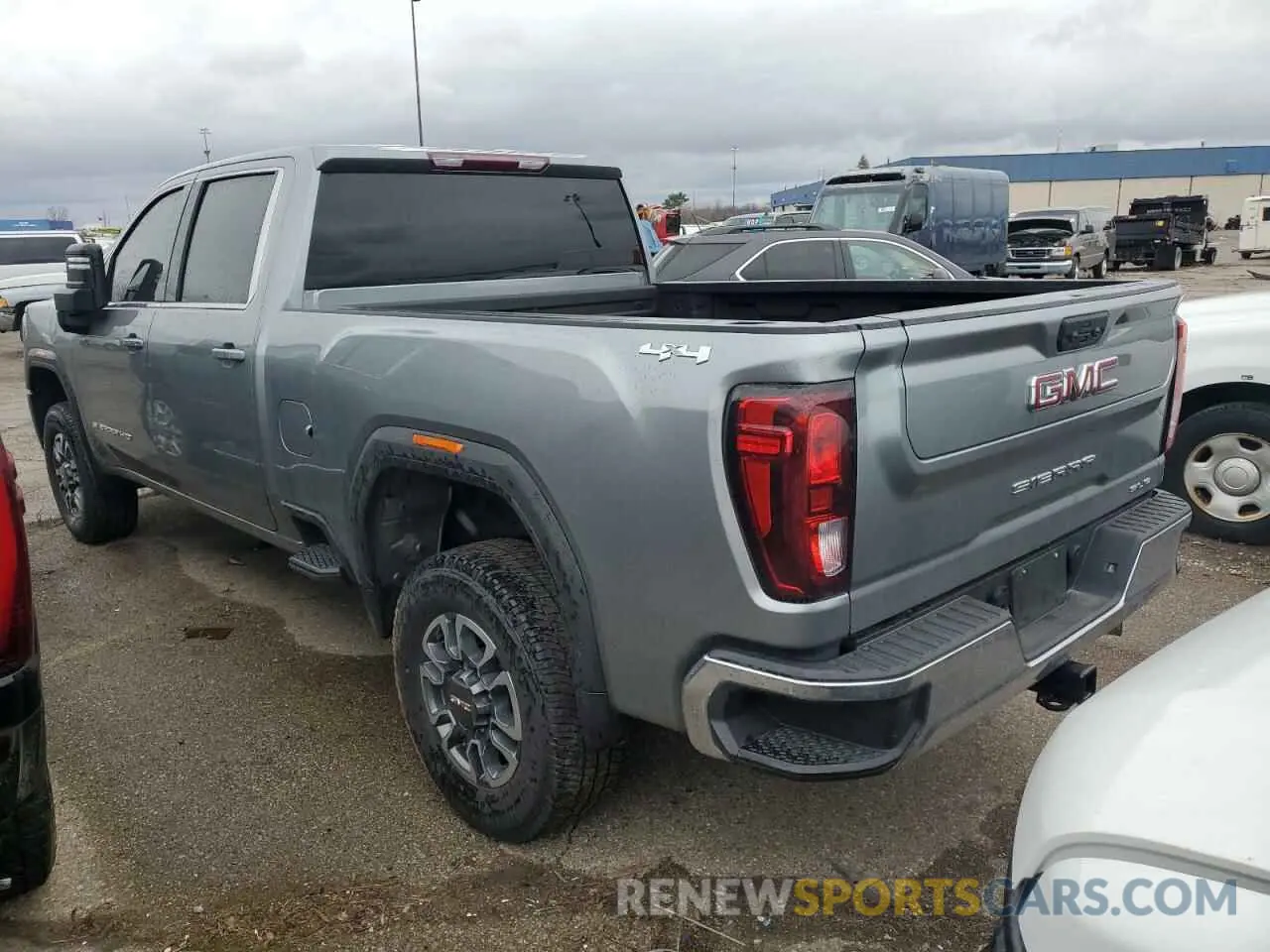 2 Photograph of a damaged car 1GT19MEY5RF298426 GMC SIERRA 2024