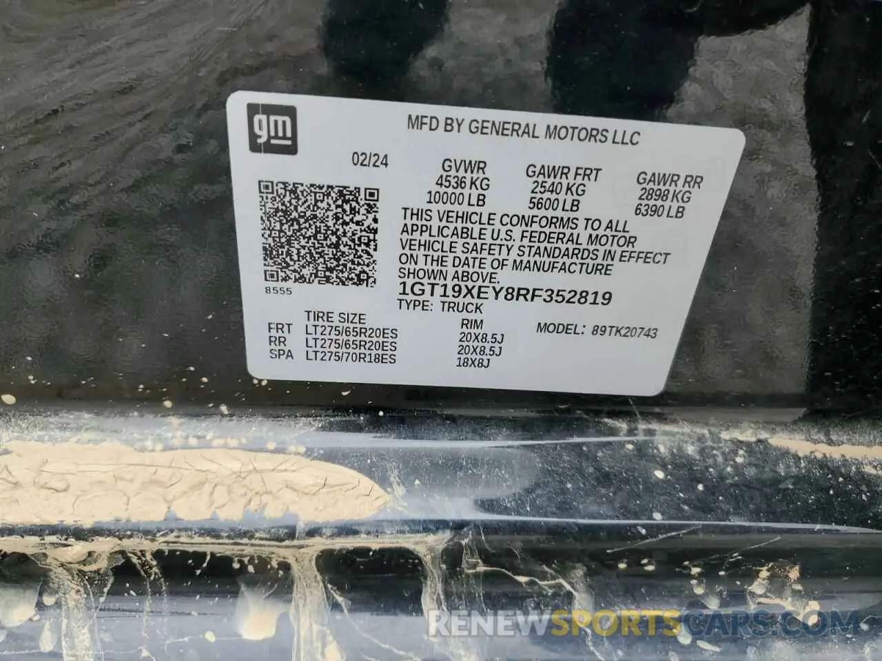 14 Photograph of a damaged car 1GT19XEY8RF352819 GMC SIERRA 2024