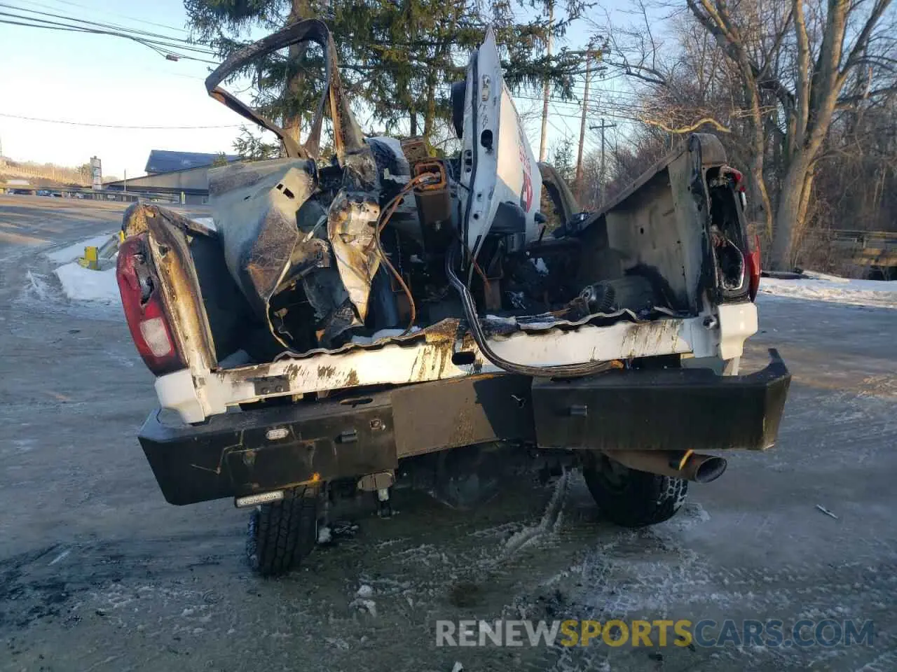 6 Photograph of a damaged car 1GT39LE74RF282924 GMC SIERRA 2024