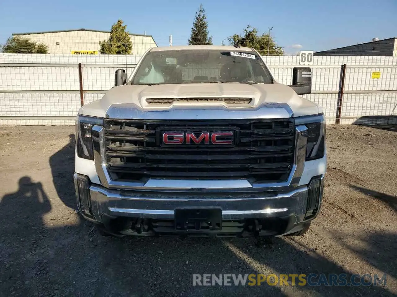 5 Photograph of a damaged car 1GT48PE79RF294842 GMC SIERRA 2024