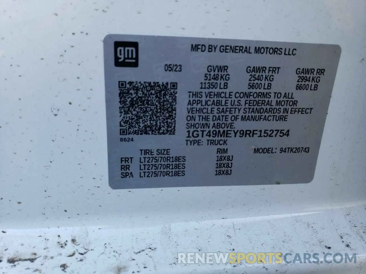 12 Photograph of a damaged car 1GT49MEY9RF152754 GMC SIERRA 2024