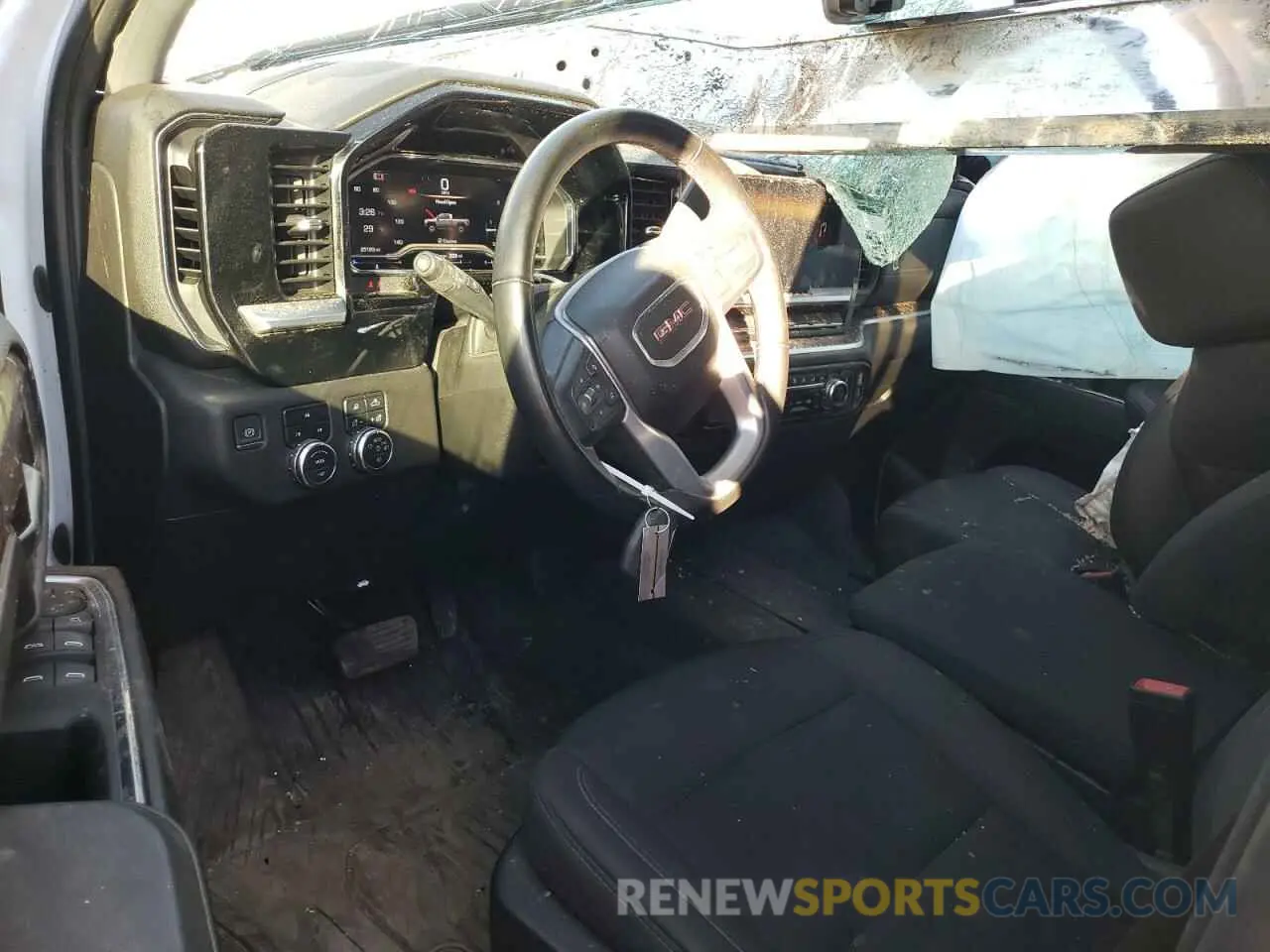 8 Photograph of a damaged car 1GT49MEY9RF152754 GMC SIERRA 2024