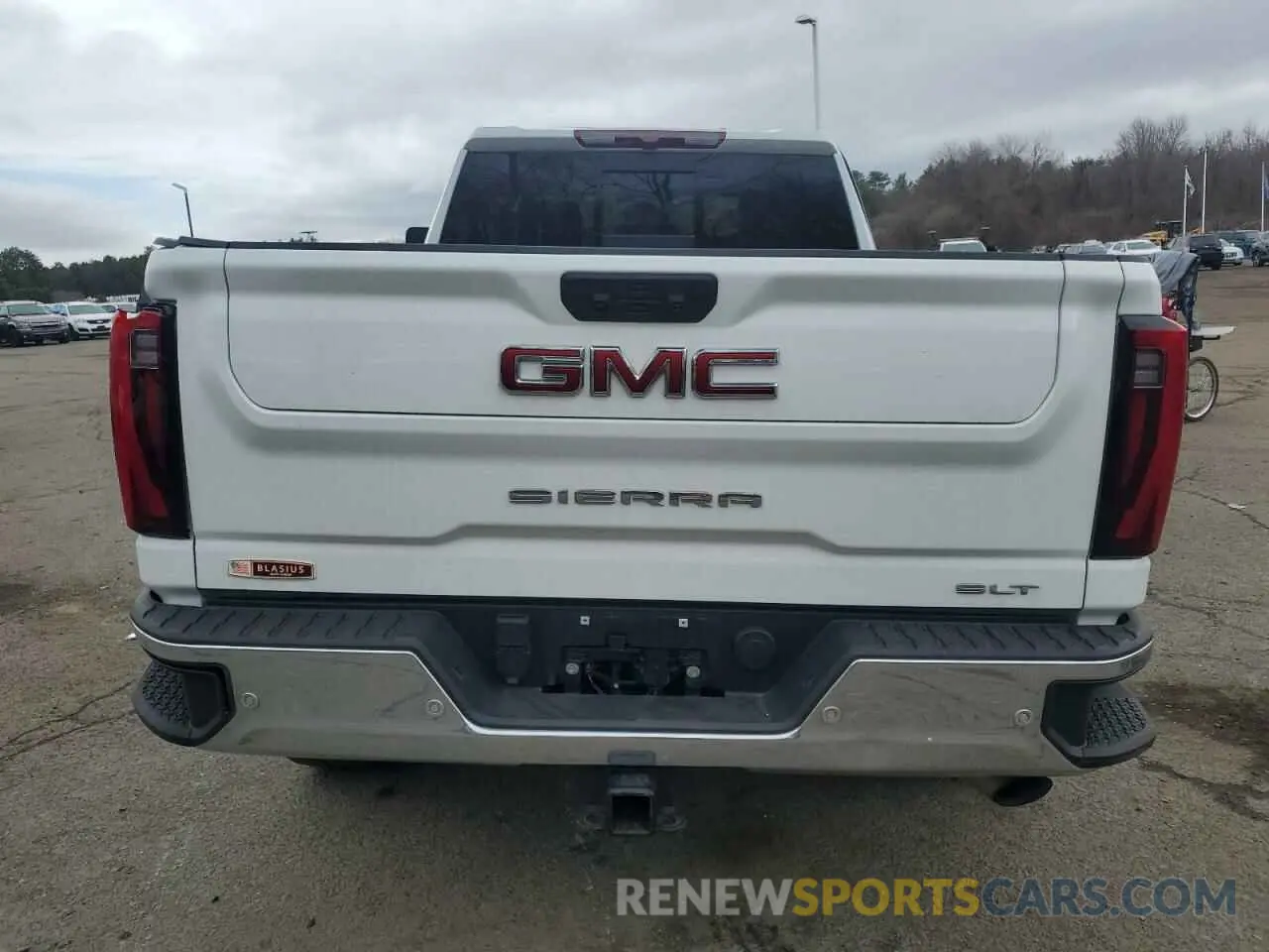 6 Photograph of a damaged car 1GT49NE74RF279666 GMC SIERRA 2024