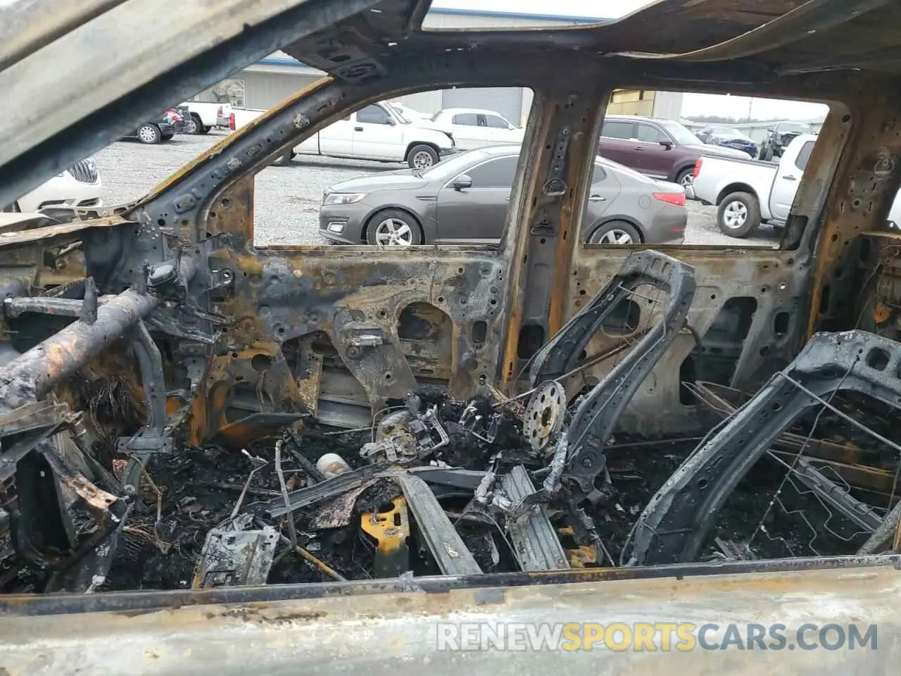 7 Photograph of a damaged car 1GT49PE75RF379710 GMC SIERRA 2024