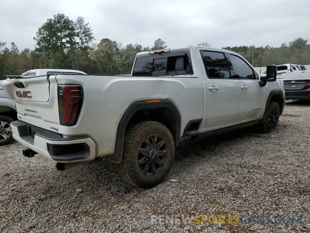 3 Photograph of a damaged car 1GT49PEY9RF177784 GMC SIERRA 2024