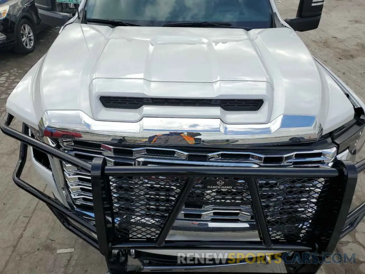 11 Photograph of a damaged car 1GT49RE74RF395604 GMC SIERRA 2024