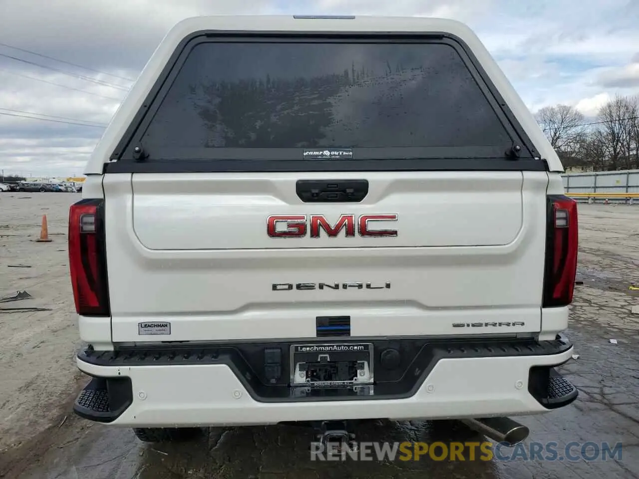 6 Photograph of a damaged car 1GT49RE74RF395604 GMC SIERRA 2024