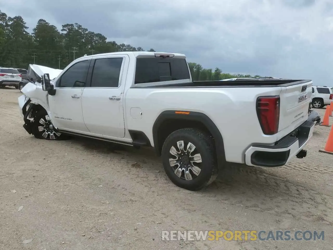 2 Photograph of a damaged car 1GT49REY3RF284860 GMC SIERRA 2024