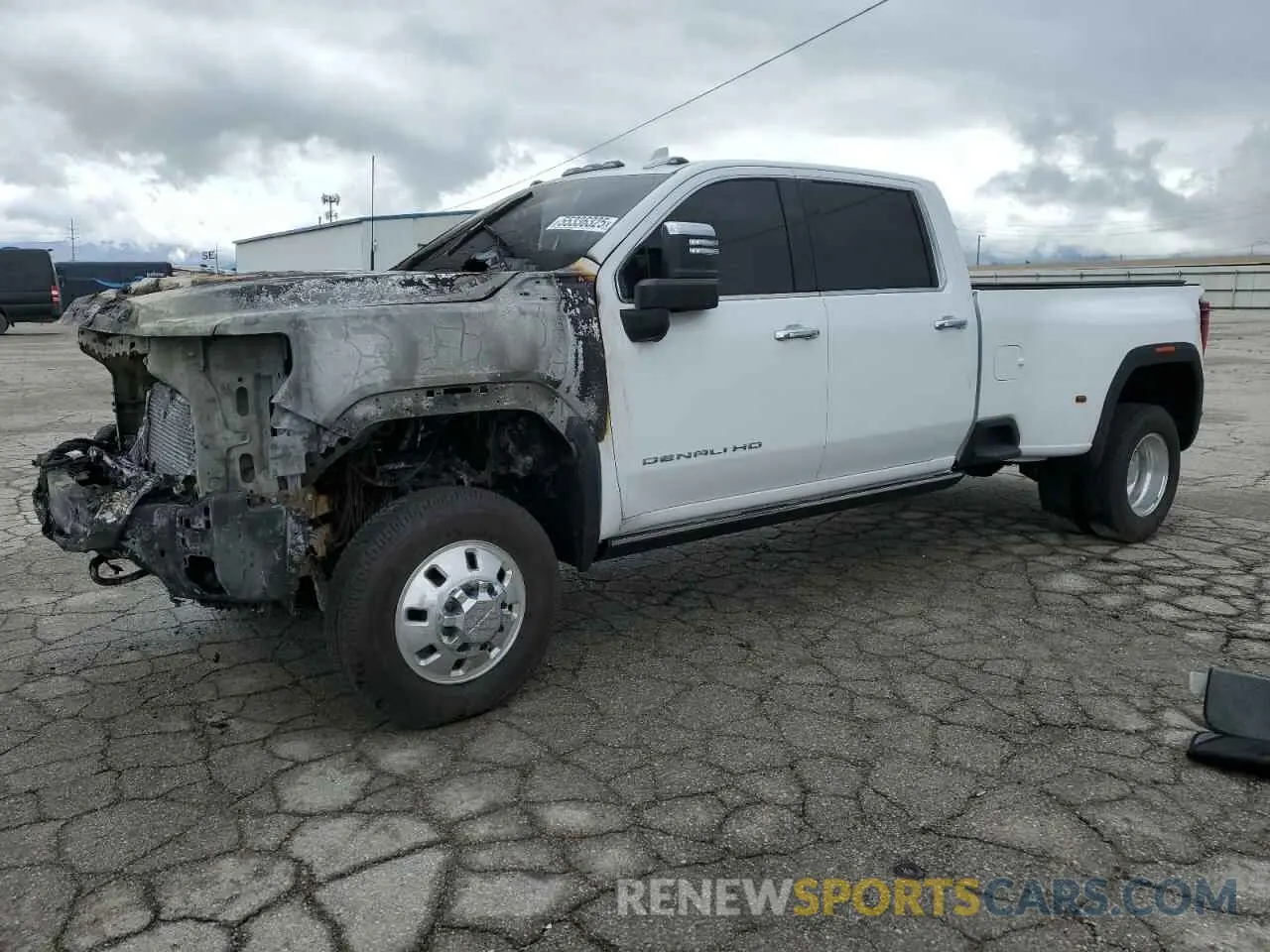 1 Photograph of a damaged car 1GT49WEY8RF300243 GMC SIERRA 2024