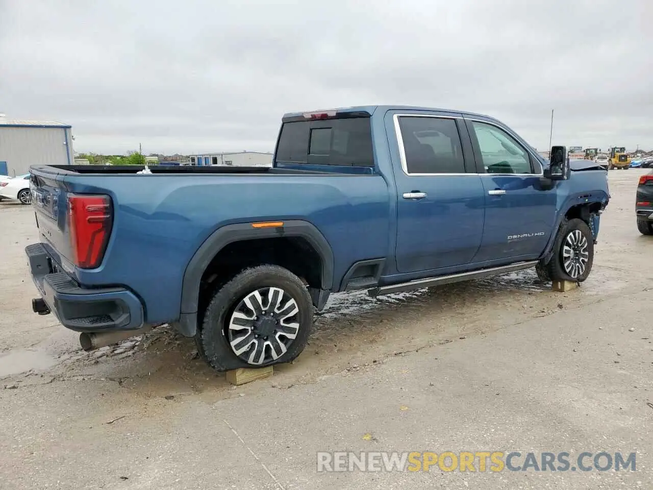 3 Photograph of a damaged car 1GT49XEY3RF315240 GMC SIERRA 2024