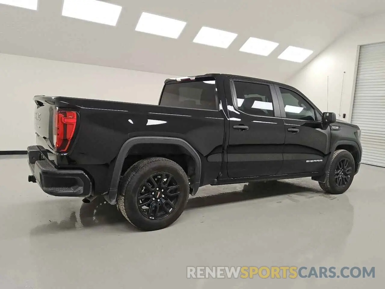 3 Photograph of a damaged car 1GTPHAED4RZ331567 GMC SIERRA 2024