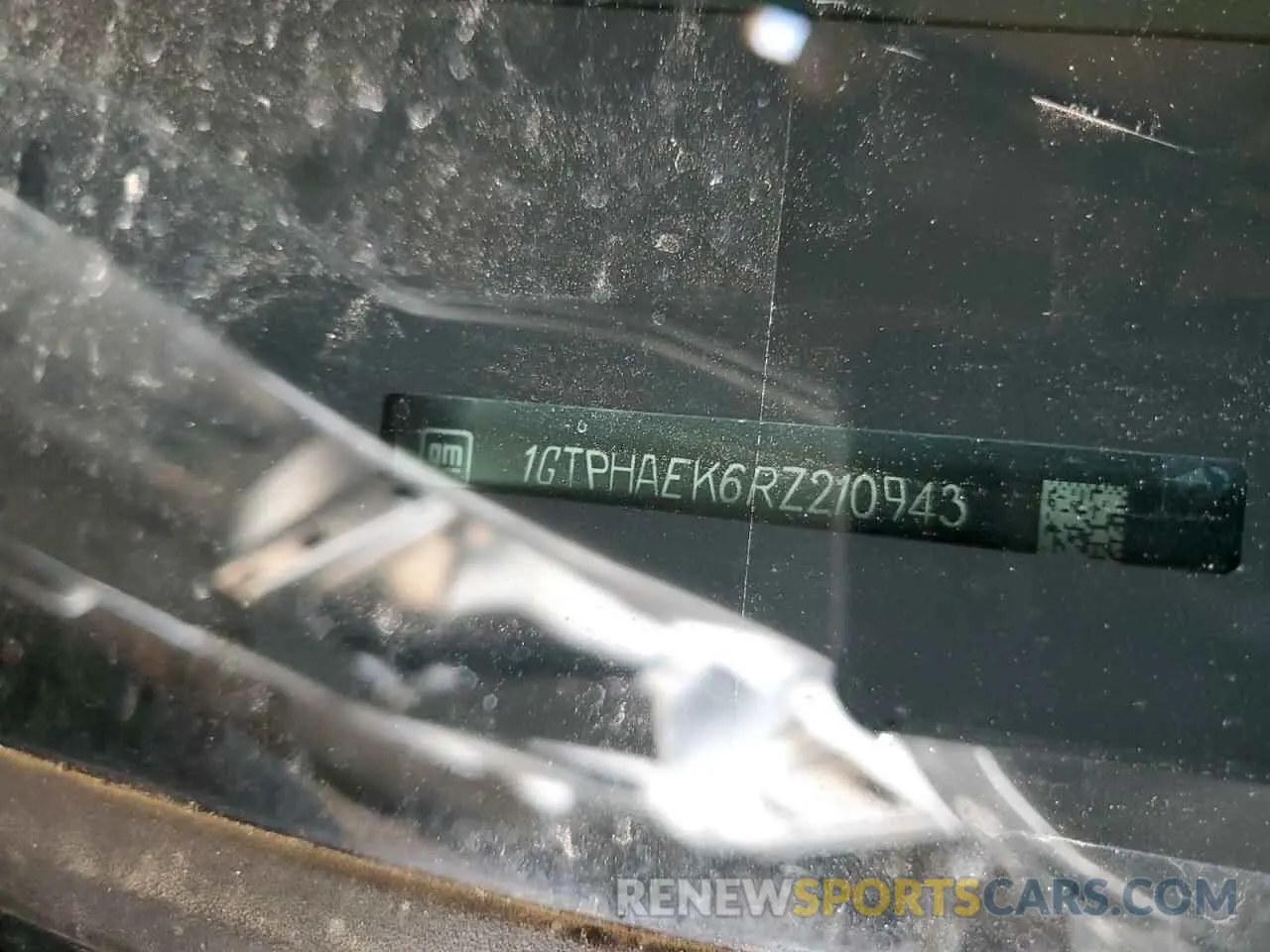 12 Photograph of a damaged car 1GTPHAEK6RZ210943 GMC SIERRA 2024