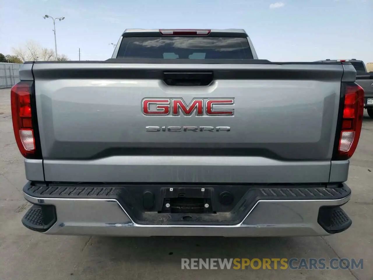 6 Photograph of a damaged car 1GTPUAEK5RZ304453 GMC SIERRA 2024