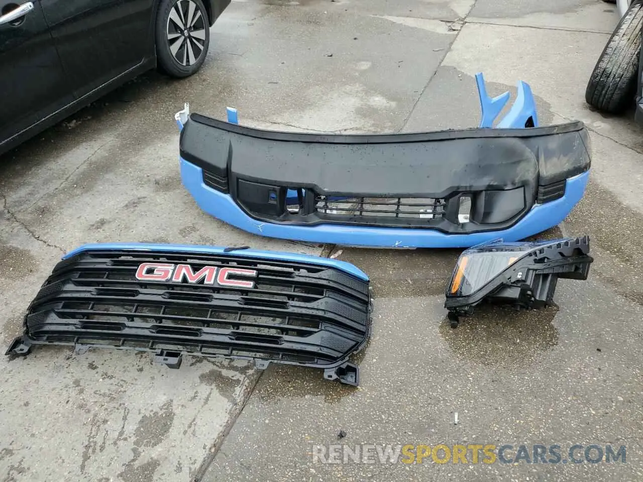 12 Photograph of a damaged car 1GTPUAEK9RZ261767 GMC SIERRA 2024