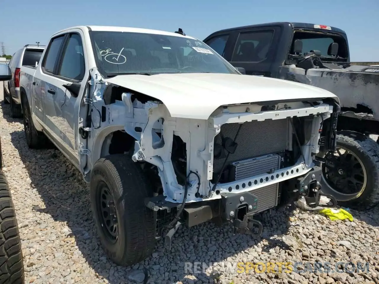4 Photograph of a damaged car 1GTPUAEK9RZ261767 GMC SIERRA 2024