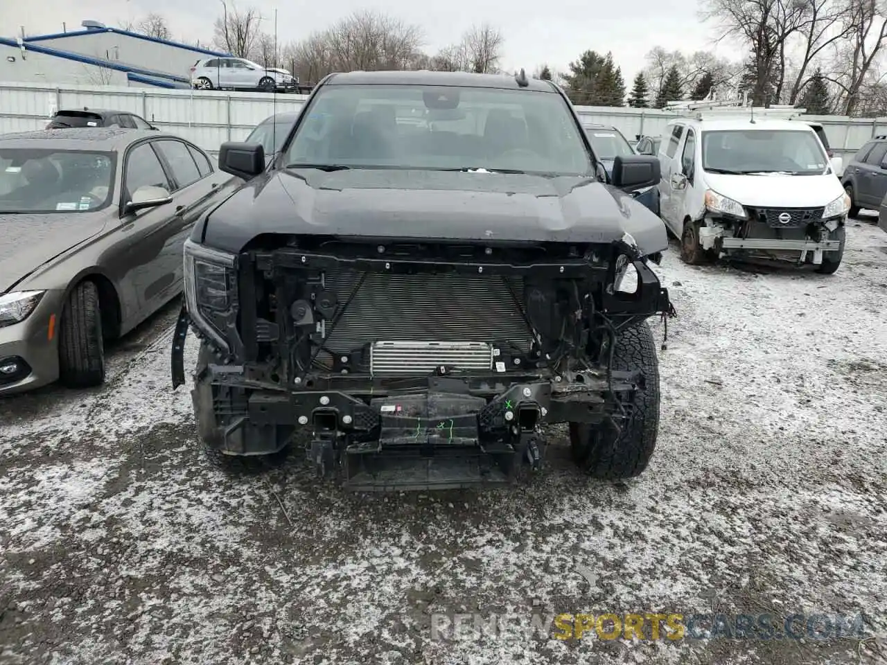 5 Photograph of a damaged car 1GTRUAEK6RZ211627 GMC SIERRA 2024